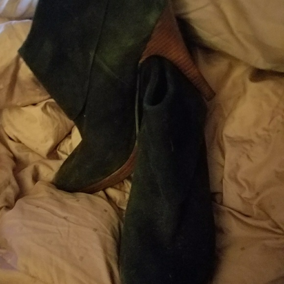 Steve Madden Black Suede Platform Bootie - Picture 5 of 8